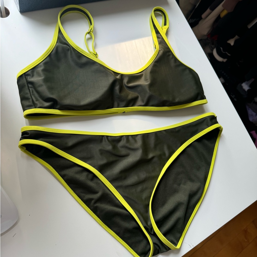 bikini set - Picture 4 of 7